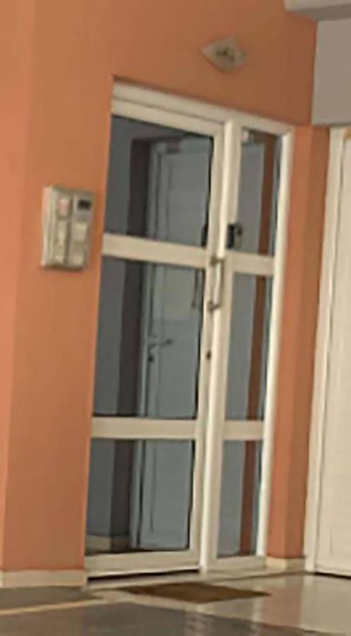 Little Emerald - Central Spot Apartments Волос Екстериор снимка